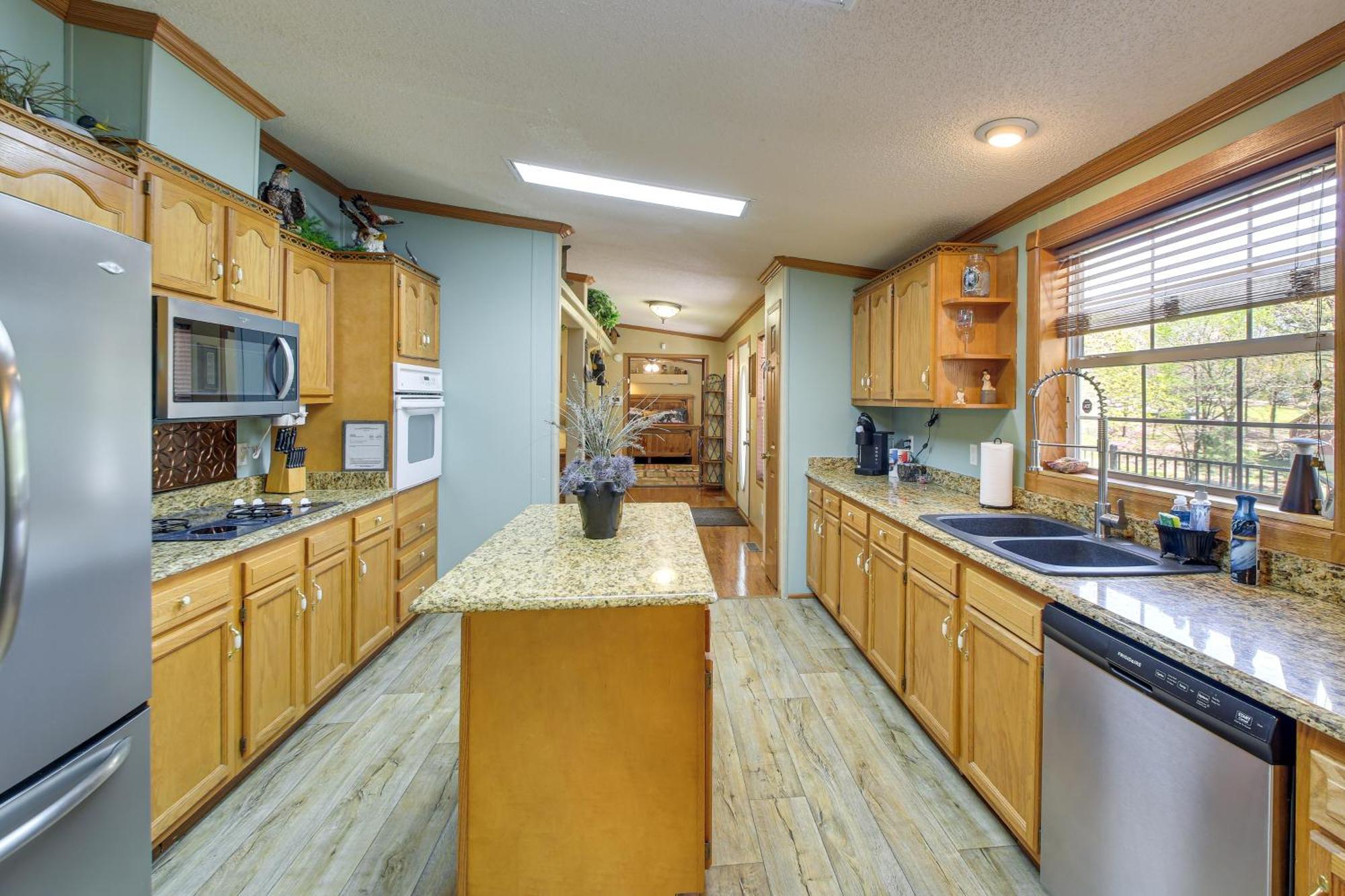 Lakefront Arkansas Home With Dock And Sunroom Hot Springs Buitenkant foto